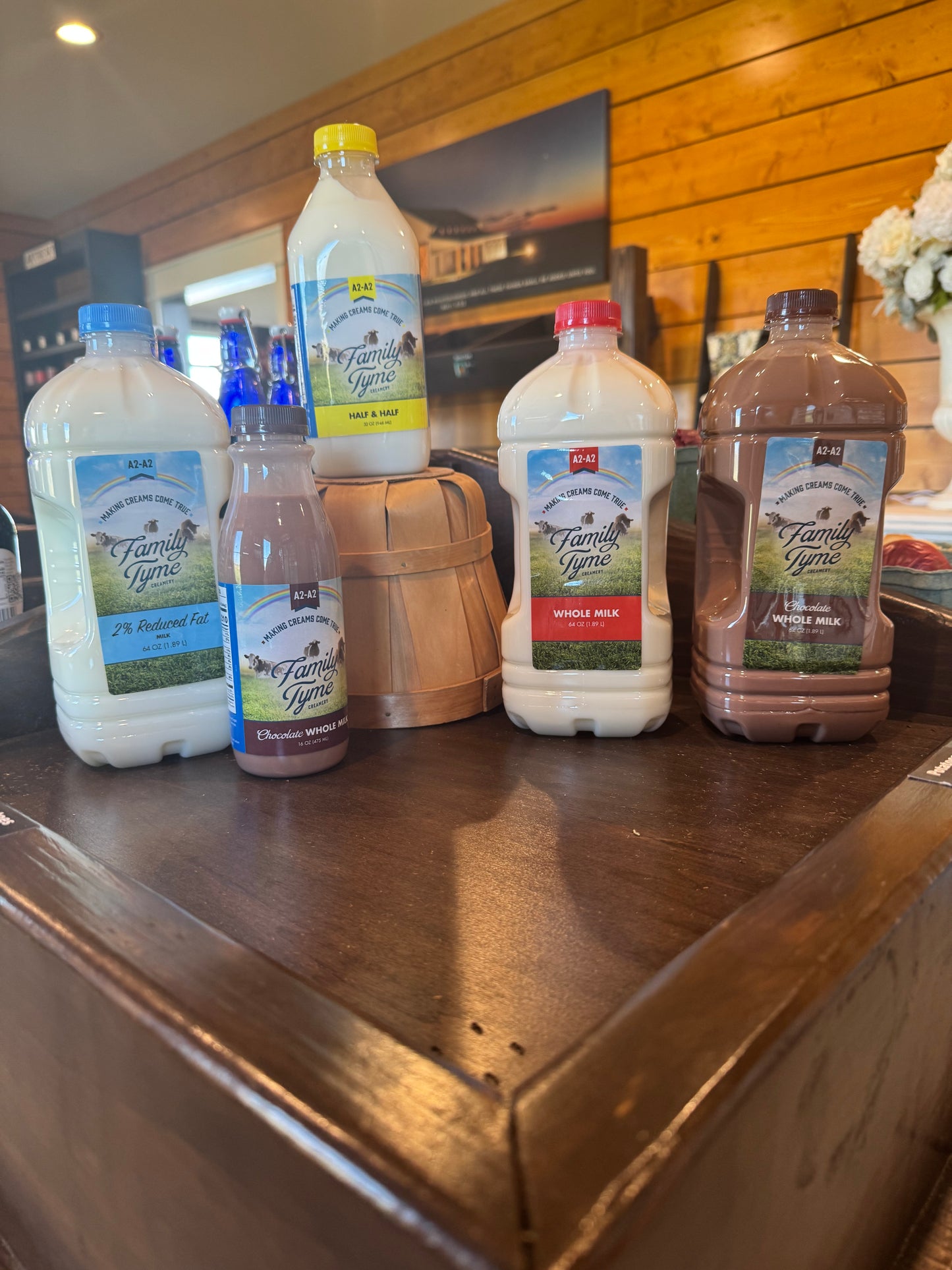 Family Tyme Creamery~Vanilla Milk 16 OZ.